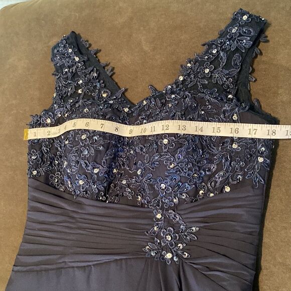 Women’s Blue Chiffon Lace Appliqué Sleeveless Dress with Matching Jacket Size 10 - Picture 10 of 13